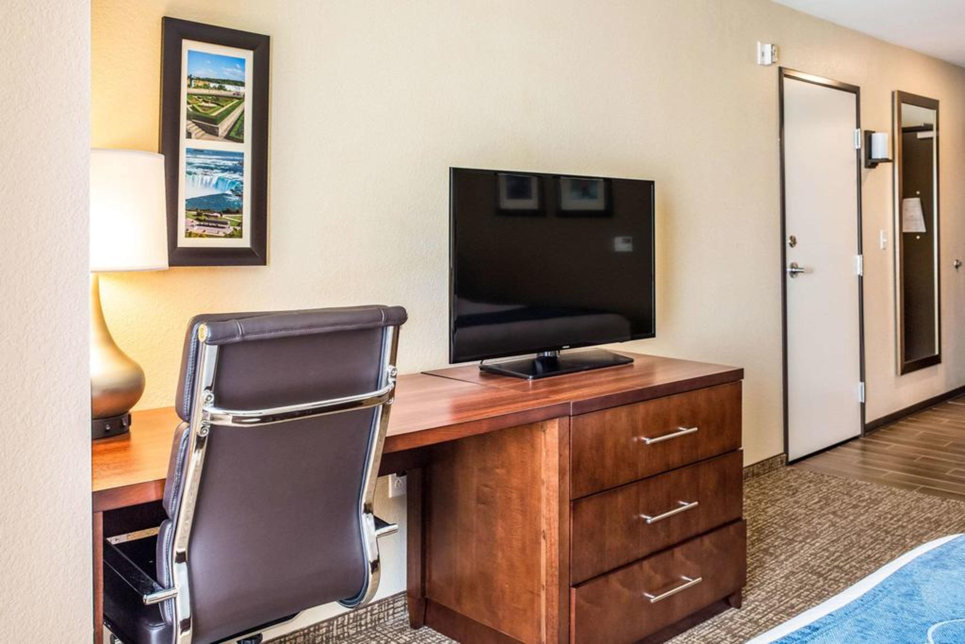 Comfort Inn & Suites Niagara Falls Blvd Usa Exteriér fotografie